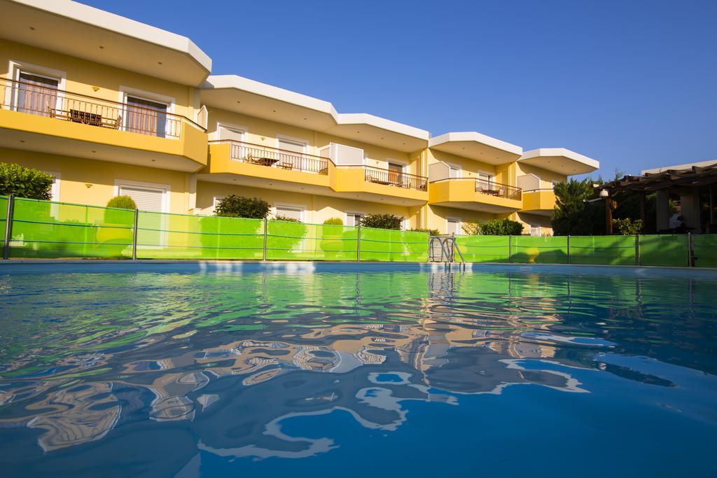 Vakis Apartments ซาคาโร ภายนอก รูปภาพ